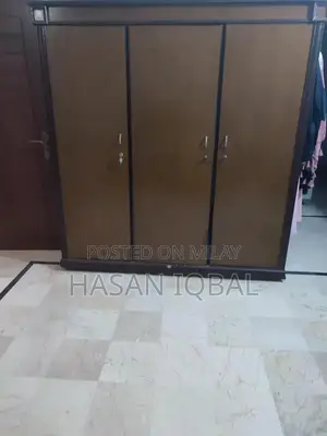 Spacious 3 Door Wardrobe - Large Storage Solution
