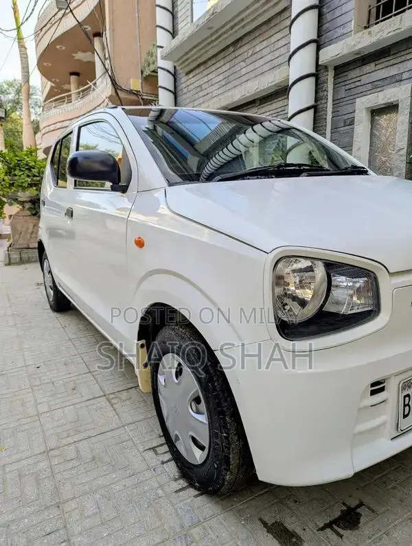 Maruti Suzuki Alto VXR 2022 Low Mileage Compact Hatchback