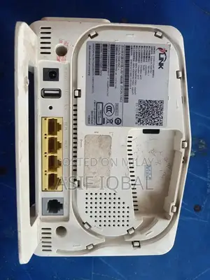 Fiber Optic Router for High-Speed Internet Connectivity