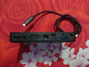 Dell WD15 USB-C Docking Station Multi-Monitor Adapter