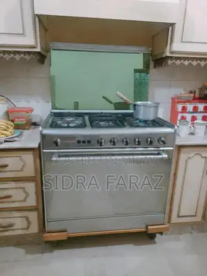 Photo - Carona Five-Burner Gas Cooking Range Kitchen Appliance