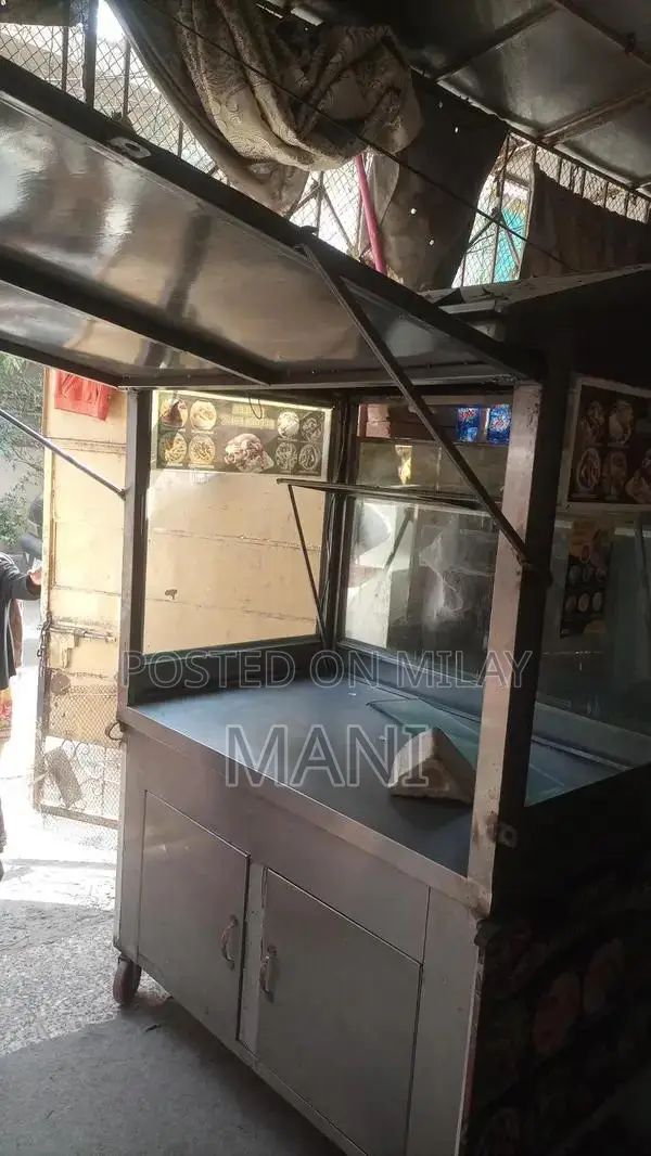 Stainless Steel Food Stall with Darwaza for Street Vendors