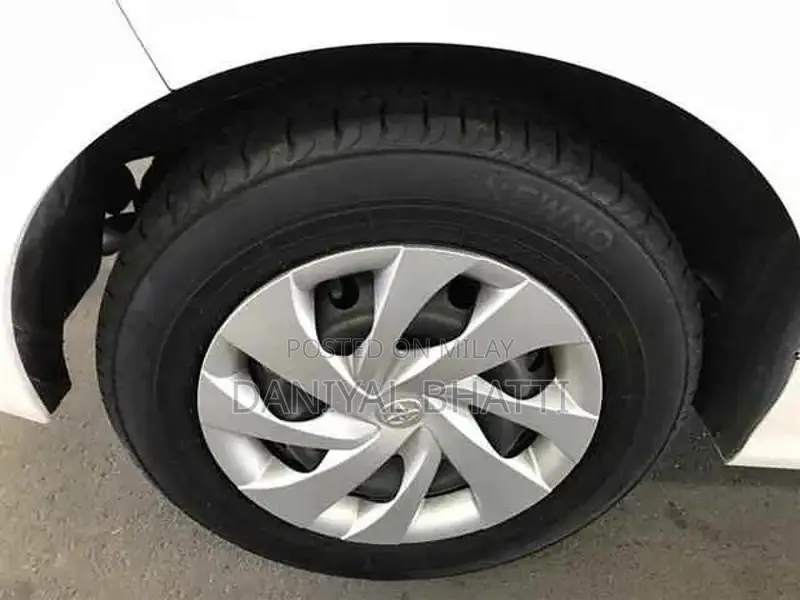 Toyota Yaris 2022 Hatchback - Reliable Urban Compact Car