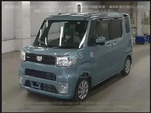 Photo - Daihatsu Wake Compact Minivan - Well-Documented Import Vehicle