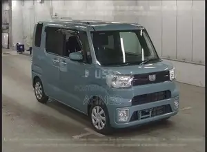 Daihatsu Wake Compact Minivan - Well-Documented Import Vehicle