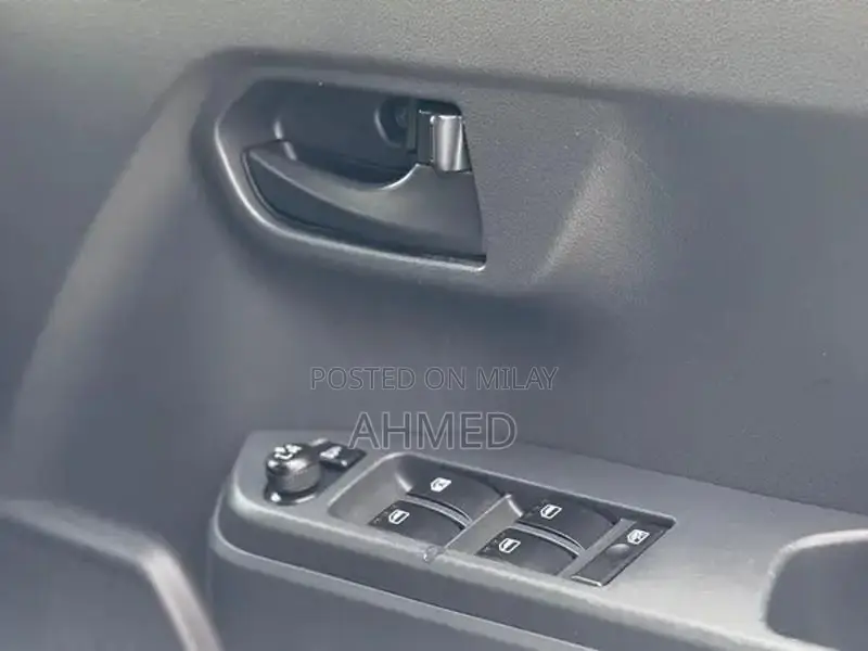 Daihatsu Wake Compact Minivan - Well-Documented Import Vehicle