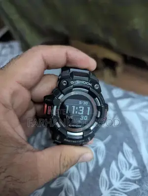 Photo - G-Shock GBD-100 Sports Smart Watch with Full Accessories