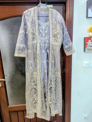 Elegant Formal Engagement Dress - Minimally Worn