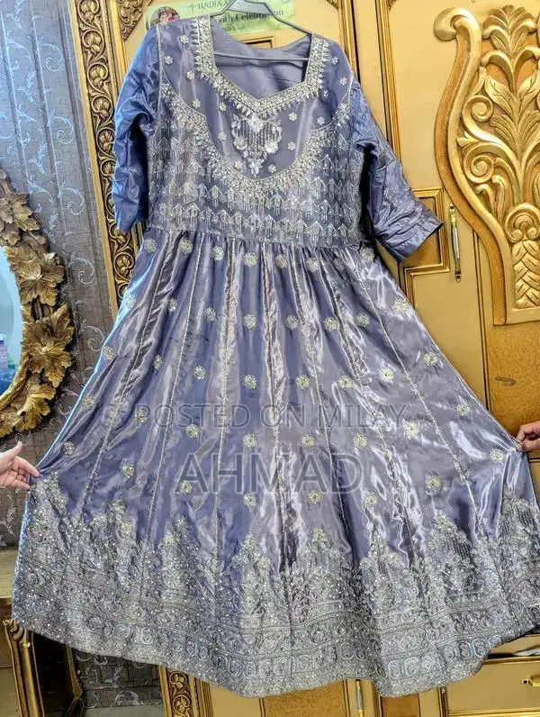 Elegant Formal Engagement Dress - Minimally Worn