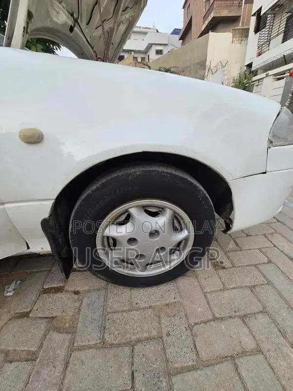 Suzuki Cultus 2012 VXR White Compact Sedan