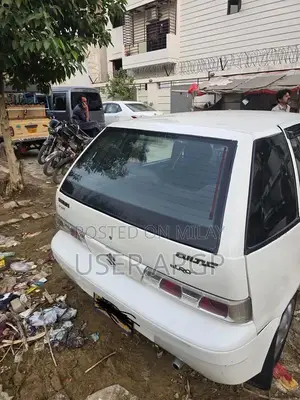 Suzuki Cultus 2012 VXR White Compact Sedan