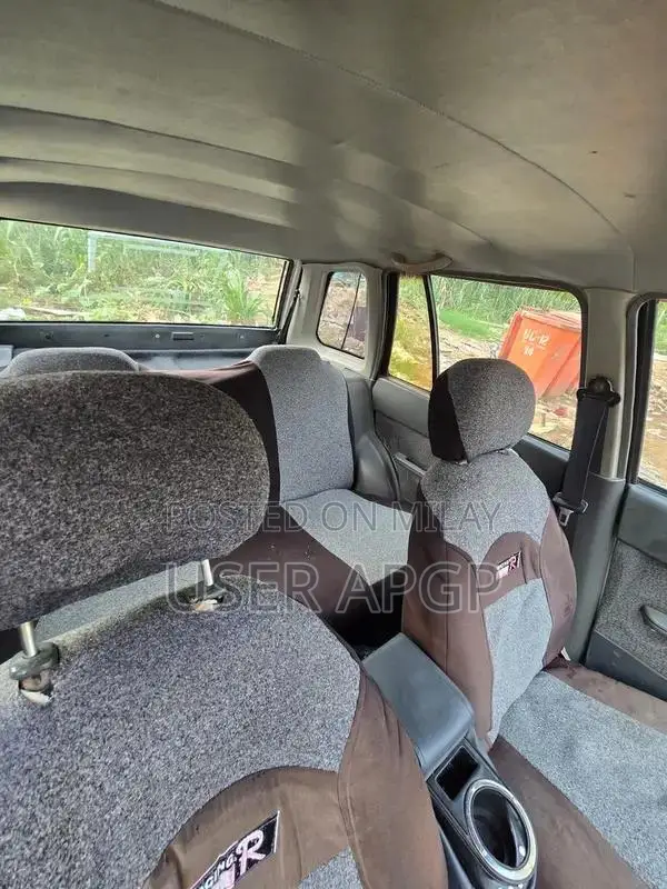 Suzuki Cultus 2012 VXR White Compact Sedan