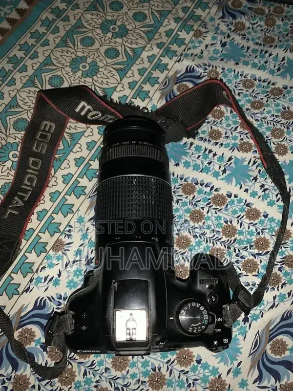 Canon EOS 1300D DSLR Camera with 75-300mm Zoom Lens