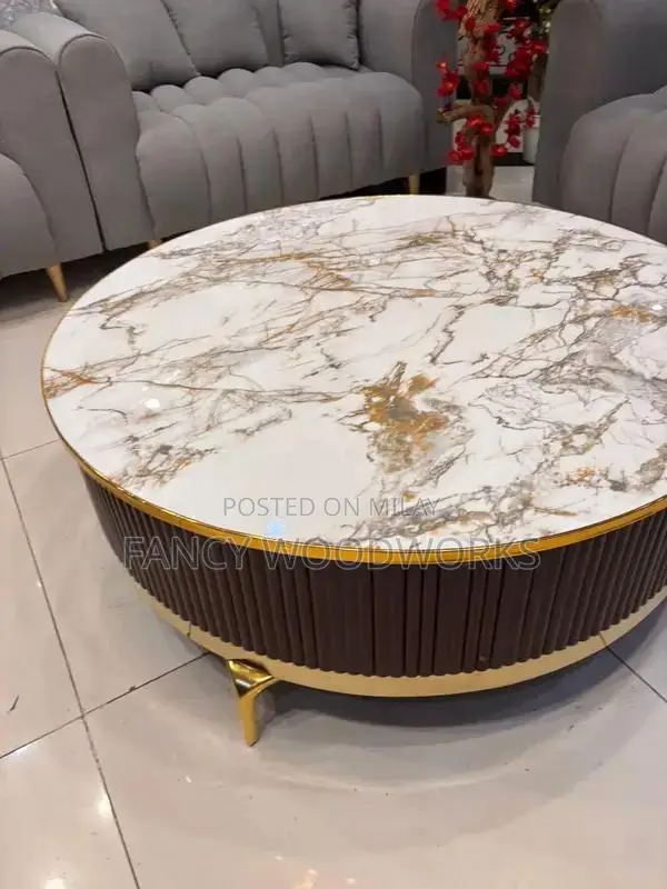 4/4 Feet Centre Table - Classic Living Room Furniture