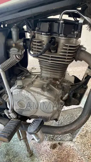 Photo - Honda 125cc Motorcycle - Reliable City Bike in Good Condition