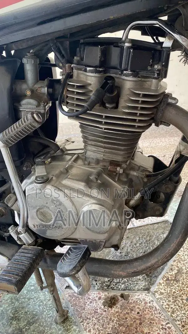 Honda 125cc Motorcycle - Reliable City Bike in Good Condition