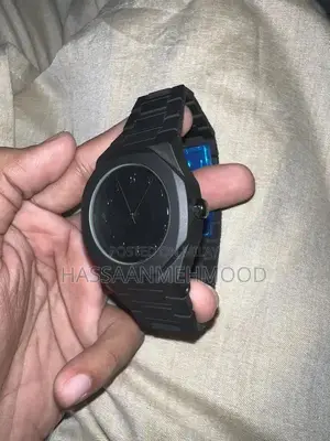 Stylish Men's Aura Analog Wristwatch - Classic Fashion Accessory