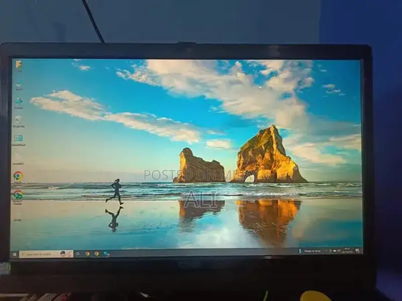 Intel Core i5-8400 Desktop PC with 32GB RAM and SSD