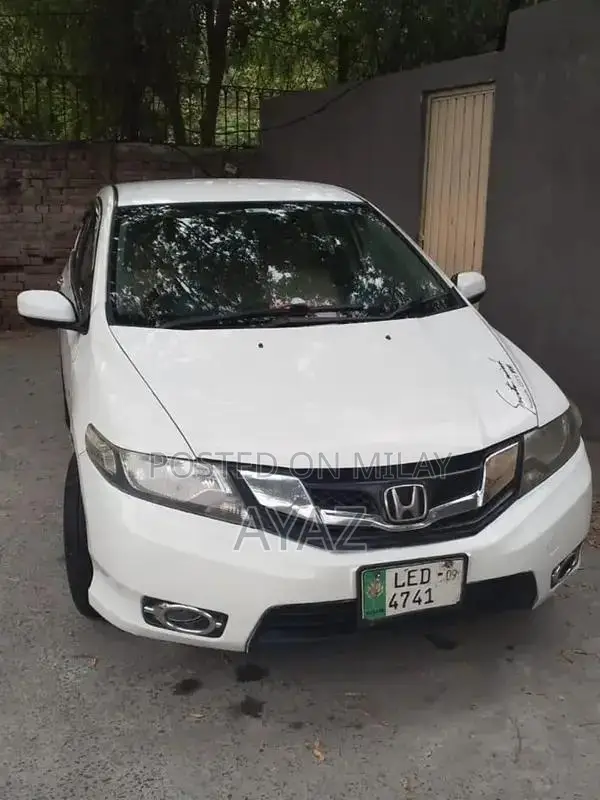 Family Used Car in Good Condition