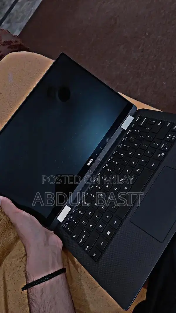 Dell XPS 13 9365 2-in-1 Convertible Laptop