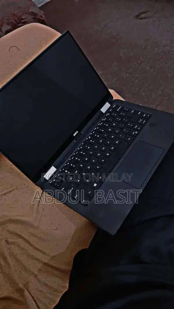 Dell XPS 13 9365 2-in-1 Convertible Laptop