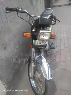 Photo - Well-Maintained Motorcycle with Strong Performance