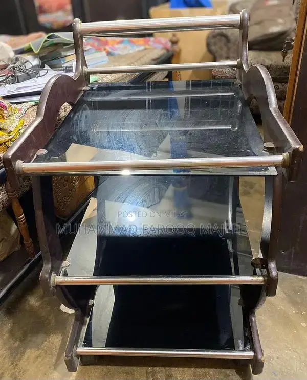 High-Quality Serving Trolley in Excellent Condition
