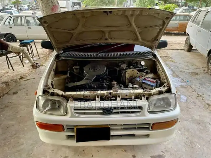 Toyota Coure 2k7 Sedan Reliable Family Vehicle