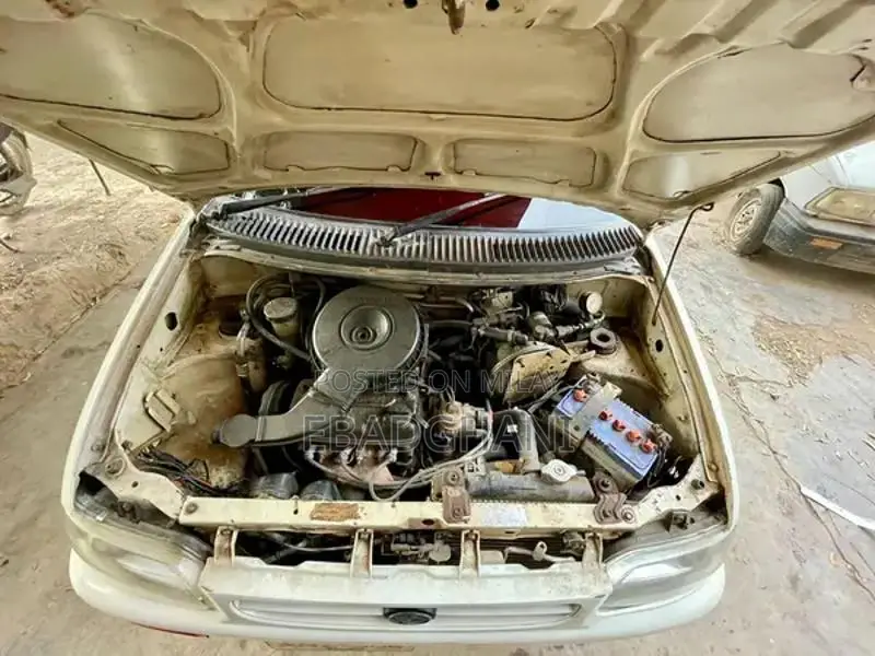 Toyota Coure 2k7 Sedan Reliable Family Vehicle