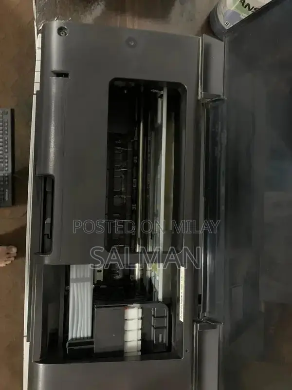 Epson L805 Photo Printer - High-Quality Printing Solution