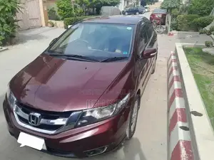 Photo - Honda City 1.3 i-VETC Compact Sedan with Low Mileage