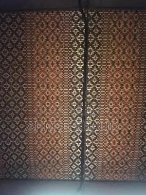 Photo - Bamboo Blonde Cleaning Brush for Multi-Surface Dusting