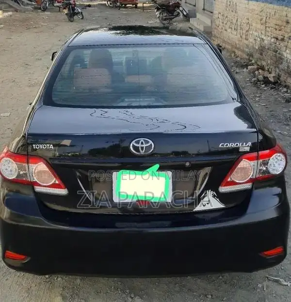 Toyota Corolla Sedan with Android Screen and Special Rims