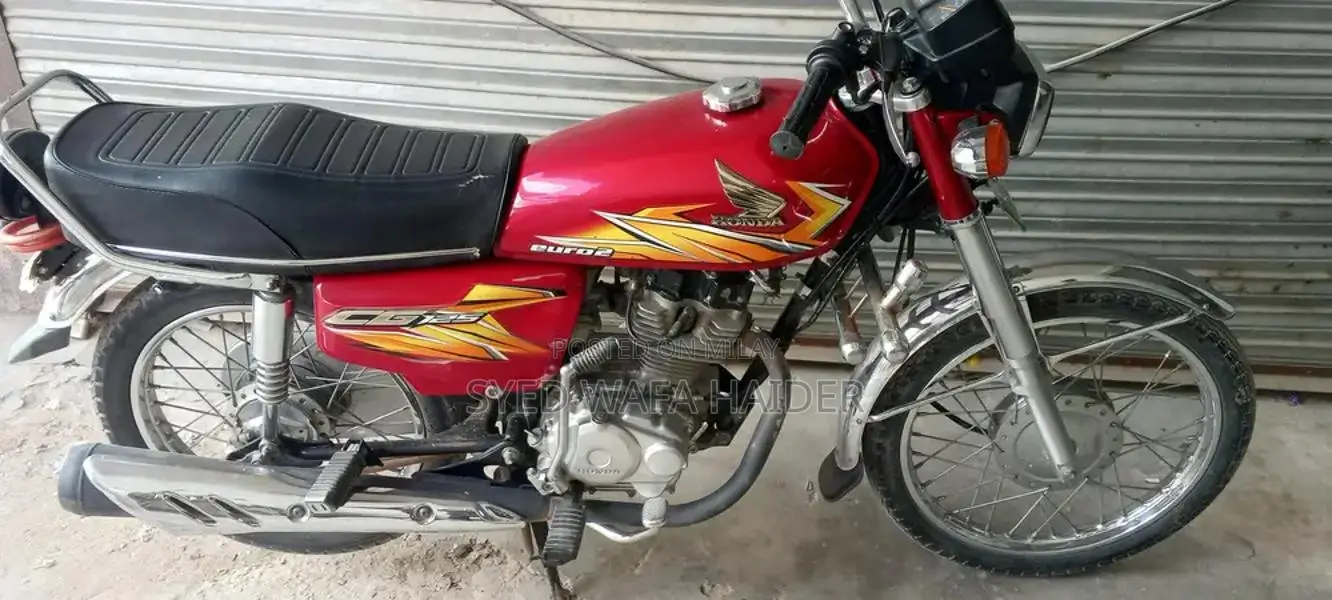 Honda CG 125 Motorcycle - Reliable Classic Bike