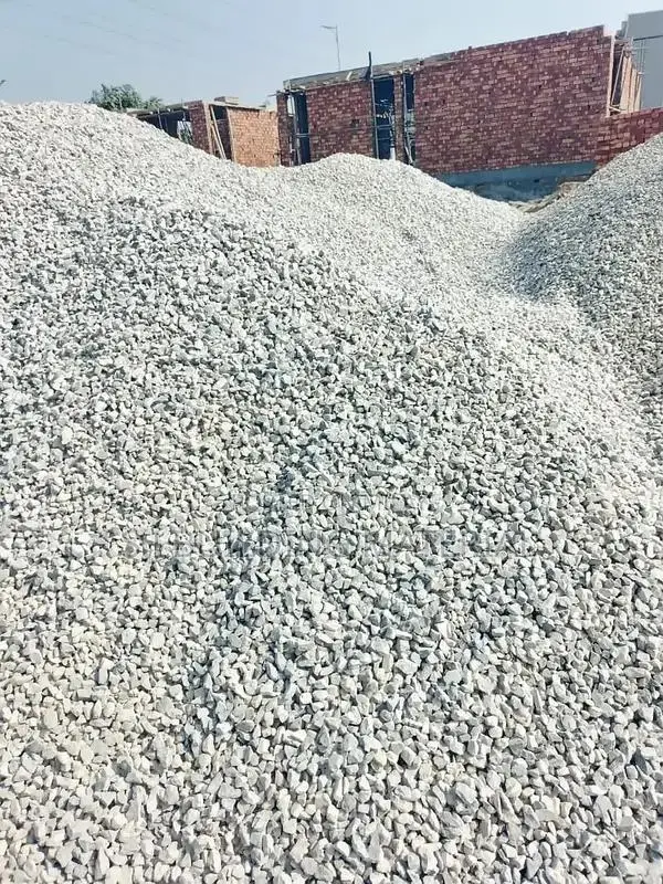 Black Crushed Stone Bajri for Home and Construction