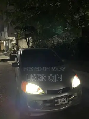 Daihatsu YRV 1.3L Hatchback Steermatic with Moonroof