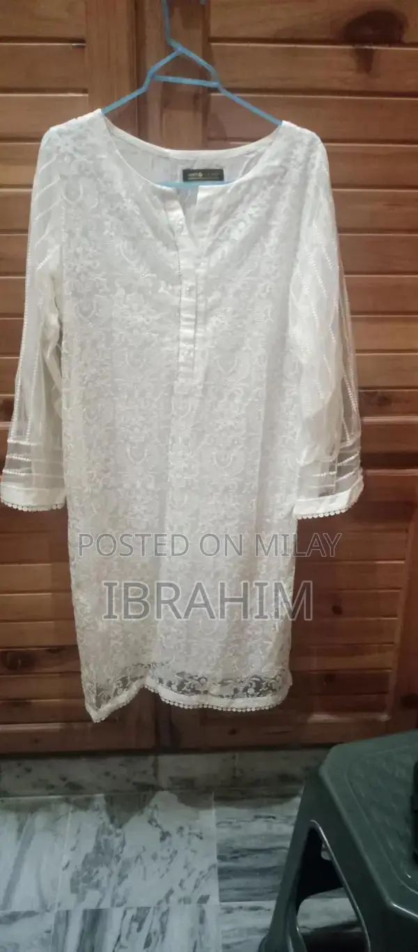 Zeen Lawn Fabric Shirt - Comfortable Single Piece Garment