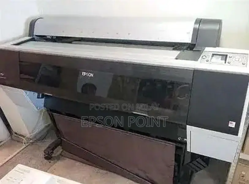 Epson Stylus Pro 9900 Large Format 44-inch Photo Plotter