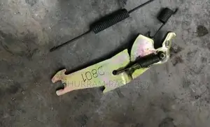 Rear Right Brake Drum Adjustment Component for Suzuki Cultus Classic M