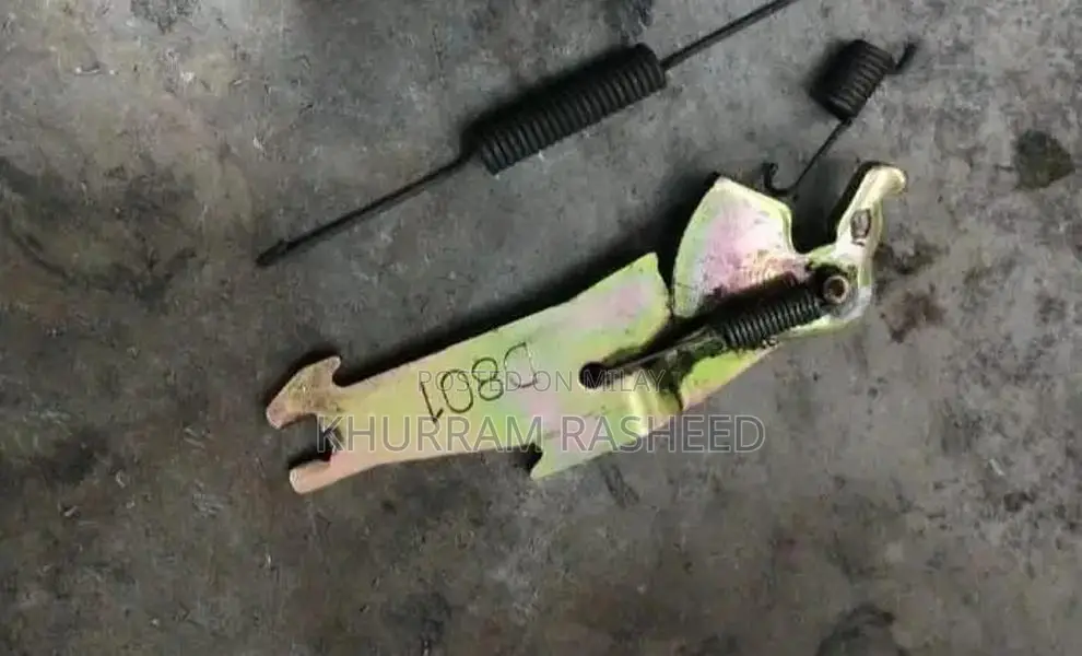 Rear Right Brake Drum Adjustment Component for Suzuki Cultus Classic M