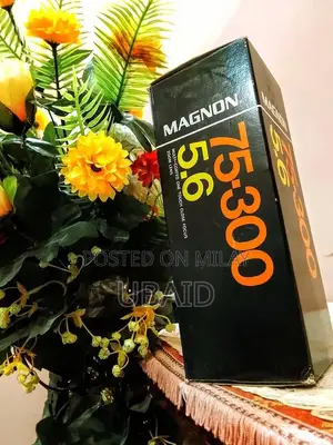 Photo - Magnon 75.300 5.6 Camera Lens