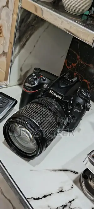 Nikon D7100 DSLR Camera Professional Photography Kit