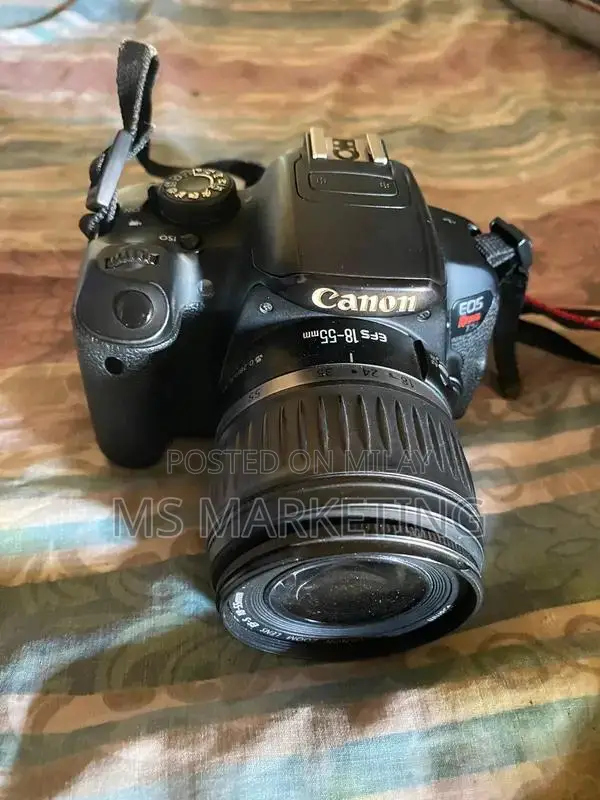 Canon EOS 700D DSLR Camera with 18-55mm Kit Lens