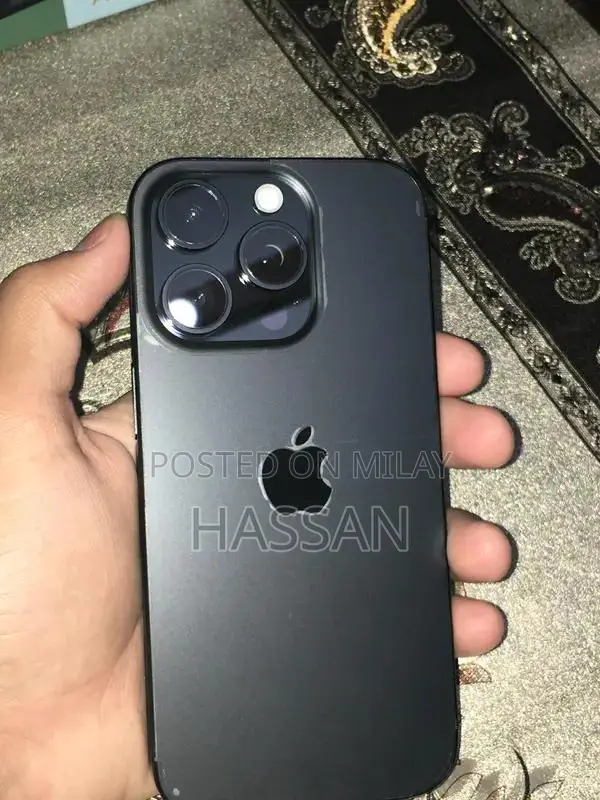 Apple Smartphone - JV Canada Model with 128GB Storage