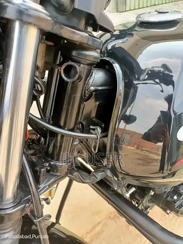 Suzuki GR 150 Motorcycle - Low Mileage, Excellent Condition