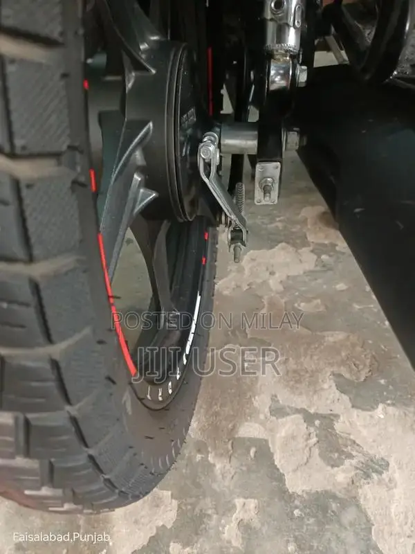 Suzuki GR 150 Motorcycle - Low Mileage, Excellent Condition