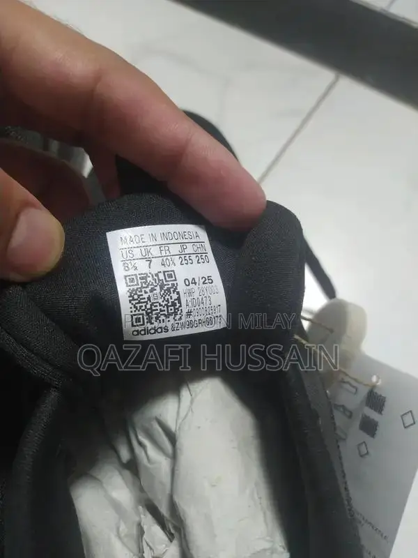 Men's Classic Adidas Athletic Sneakers - Comfortable Urban Footwear