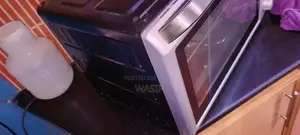 Lightly Used Microwave AG3170 - Nearly New Condition