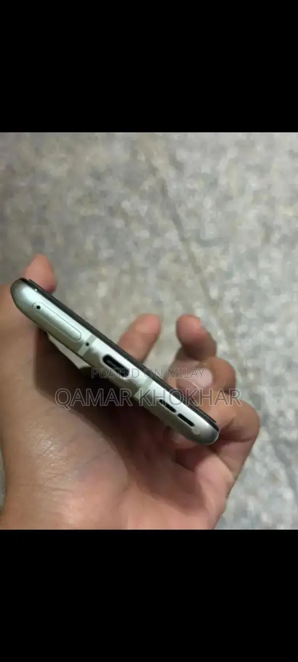 OnePlus 9R Dual SIM Smartphone - Excellent Condition