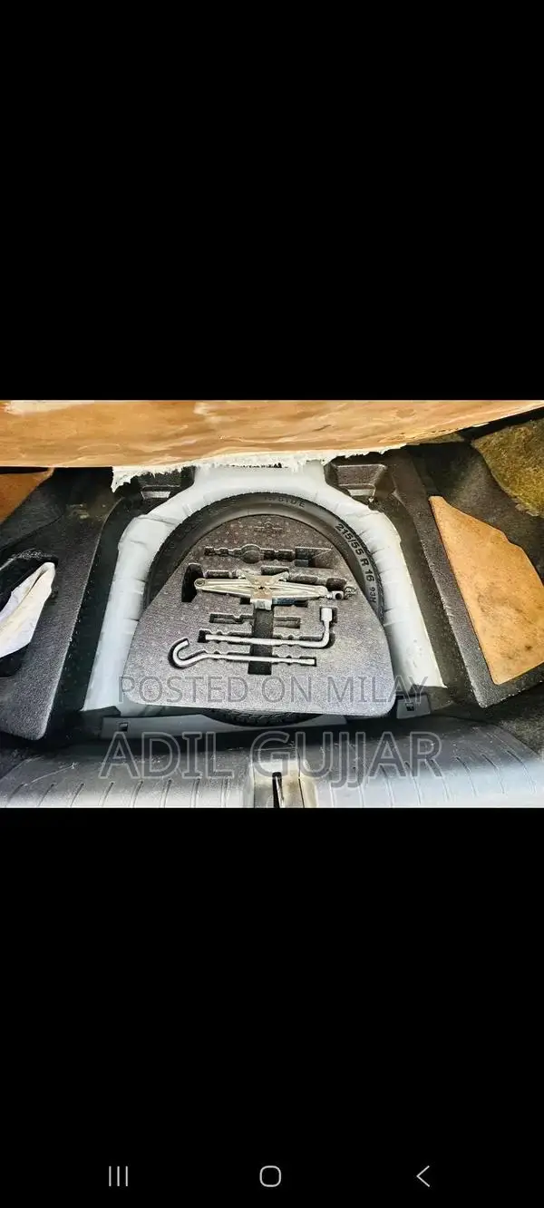 Honda Civic 2017 Sedan - Low Mileage Brand New Condition